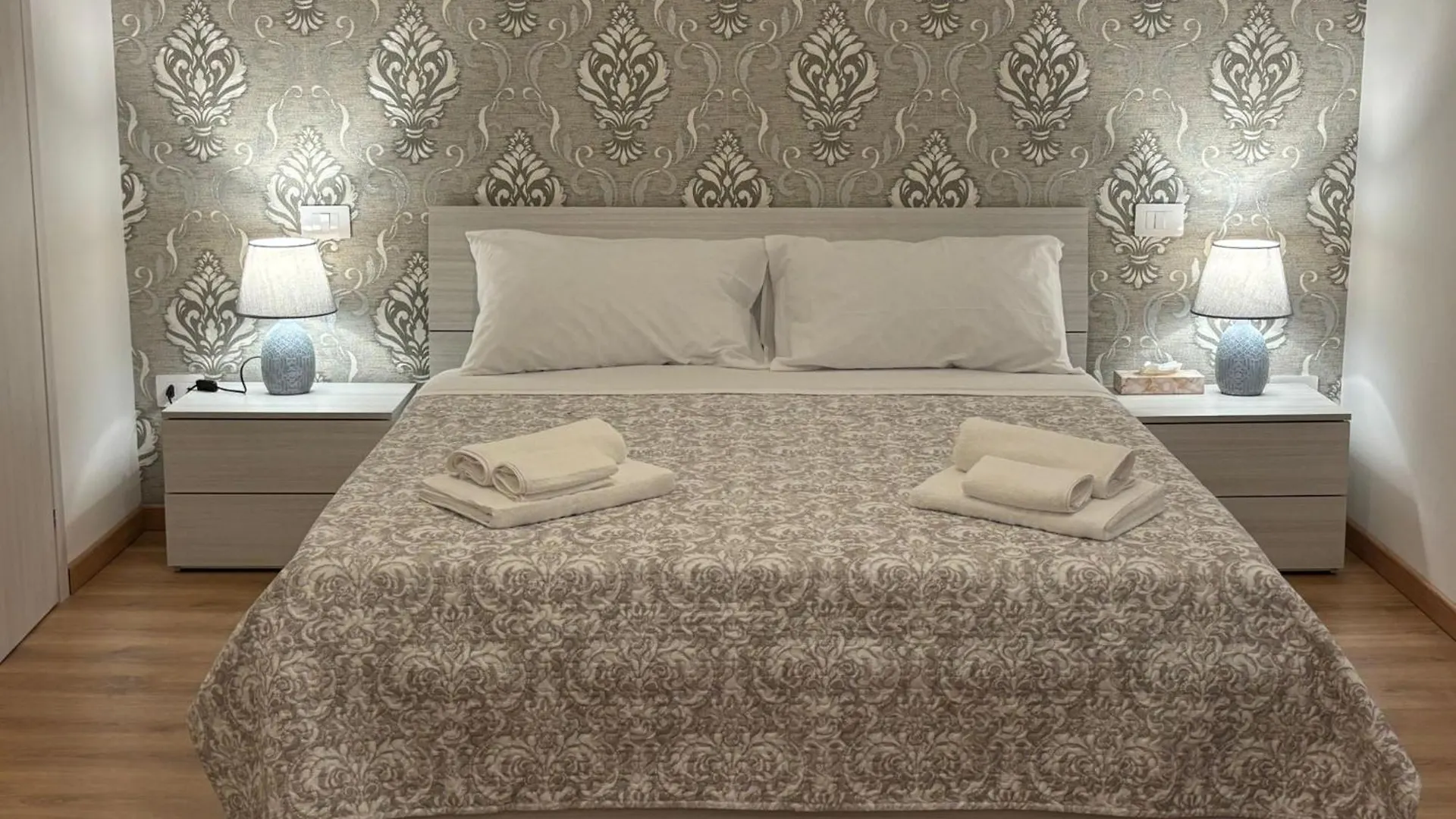 Inn Rhome 71 ローマ イタリア
